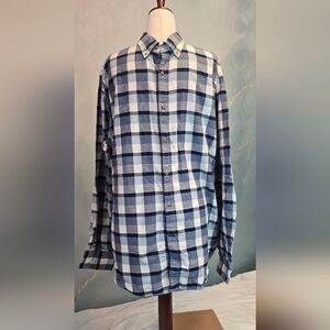 Nautica NWOT Men's Blue and White Checkered Shirt